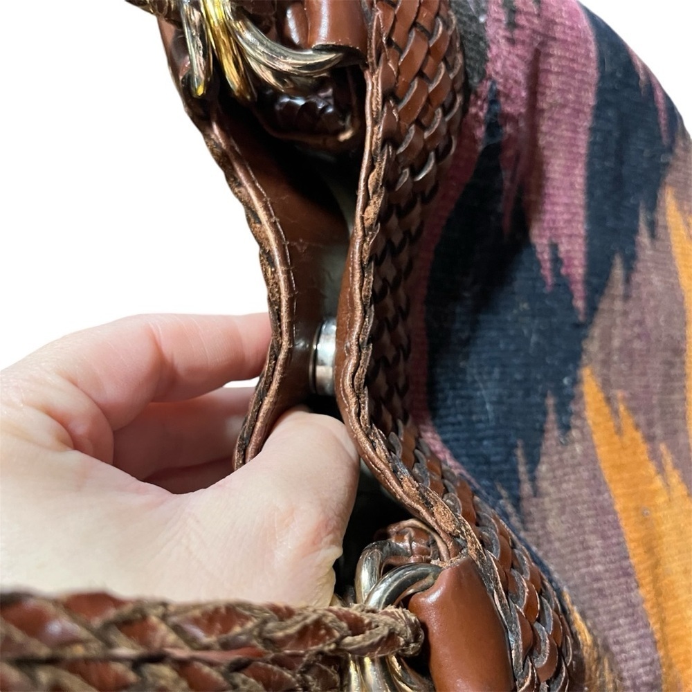 LJ SIMONE ~ Aztec Print Handbag with Leather Straps Drawstring Closure - Picture 3 of 8